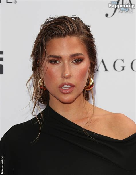 kara del toro nudes|Kara Del Toro